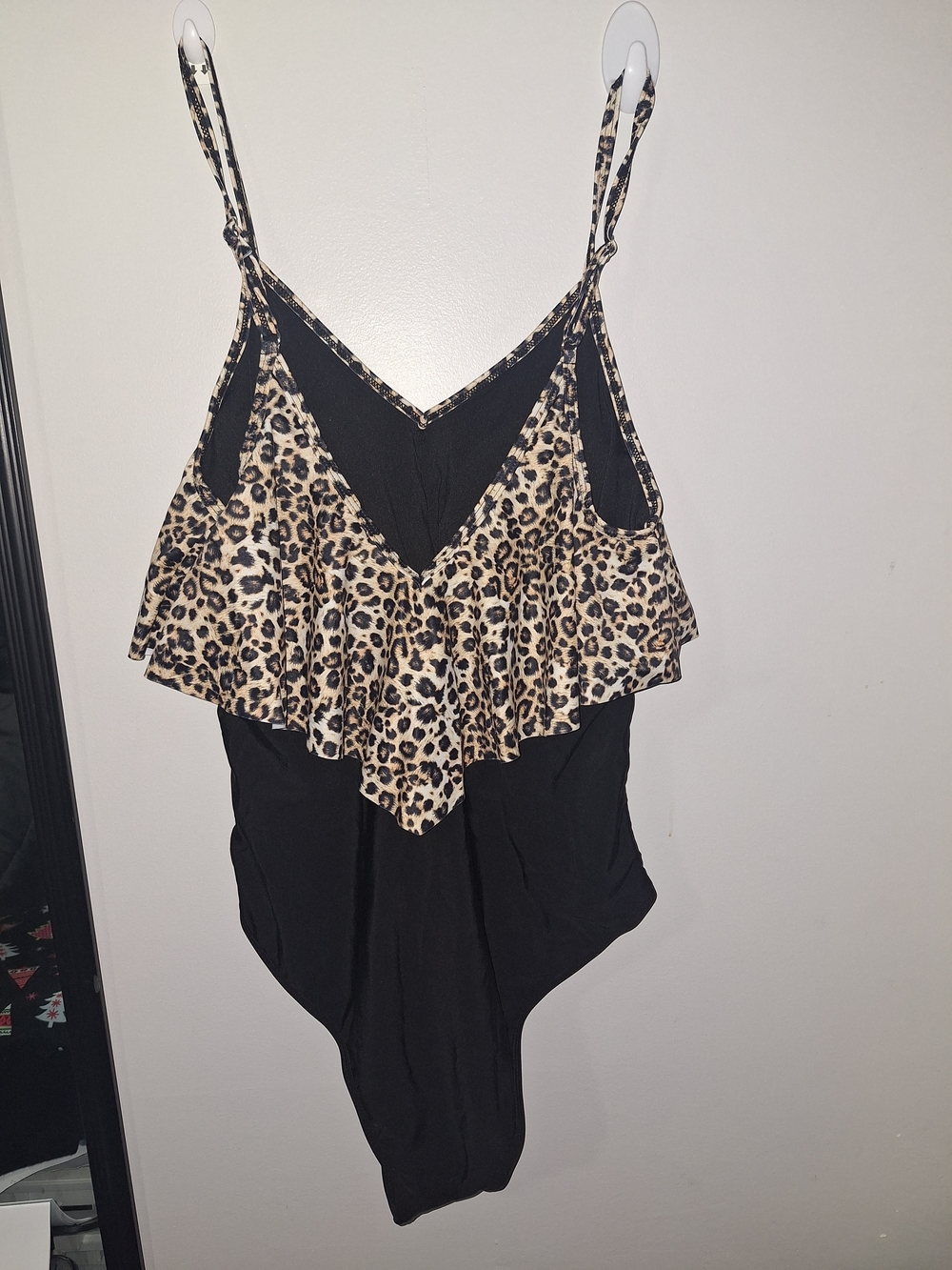 The NEW Boutique Leopard Print One-Piece Swimsuit in Tan and Black MEDIUM - Picture 6 of 6